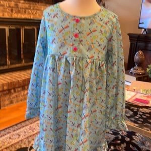 Nightdress size 6